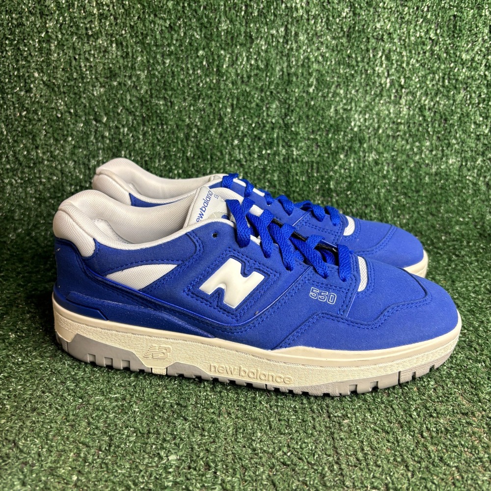 NEW New Balance 550 Low Top Suede Basketball Sport Sneakers Blue Boys Size 7